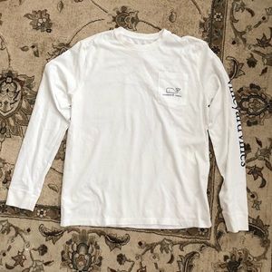 ☁️🐳White vineyard vines long sleeve🐳☁️